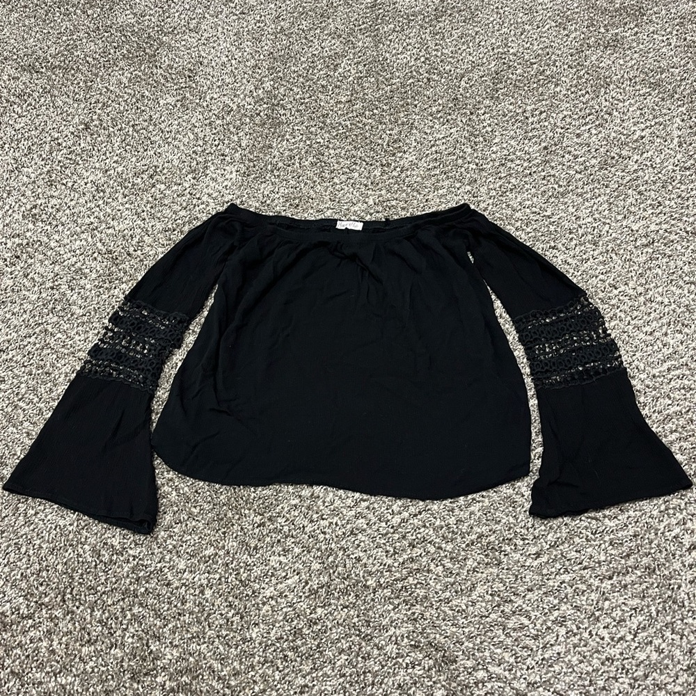 Crotchet black blouse